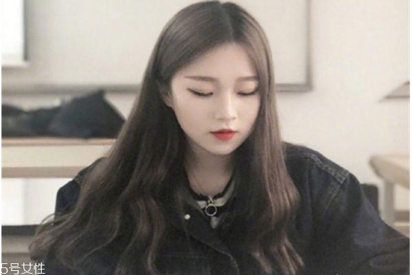2019长发烫发发型图片 韩版女神长卷发