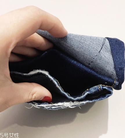 旧牛仔裤怎么改好看？只需几步立马变身时尚裤子