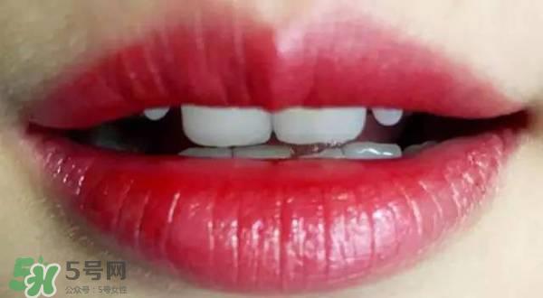 mac子弹头试色图片 mac子弹头口红色号大全