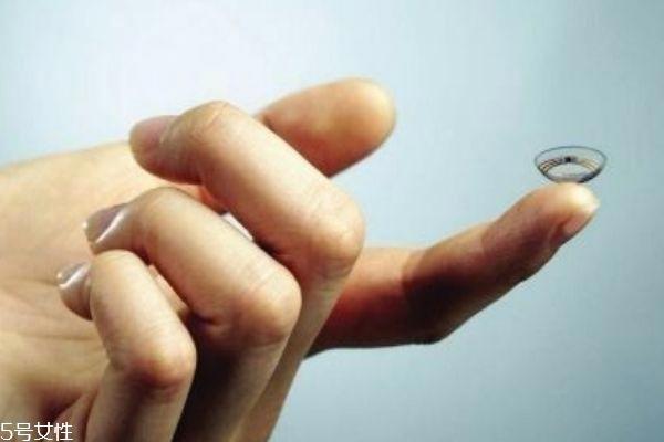 新手怎么戴隐形眼镜快 5秒学会戴隐形