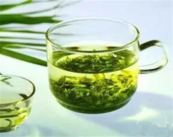 艾草叶可以煮水喝吗 艾草叶煮水喝的功效