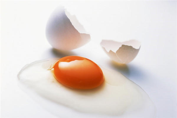 蛋黄颜色越深越好吗 营养价值不一定高