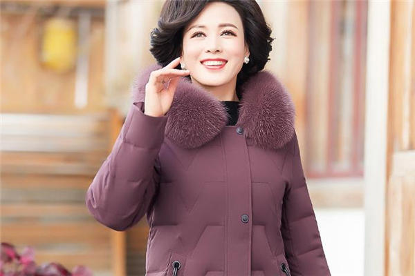 中老年羽绒服什么牌子好 这样给父母挑选