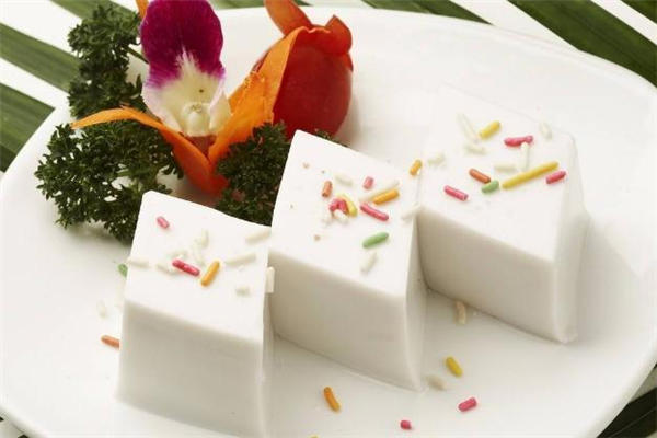 椰汁糕的做法大全 椰汁糕的热量