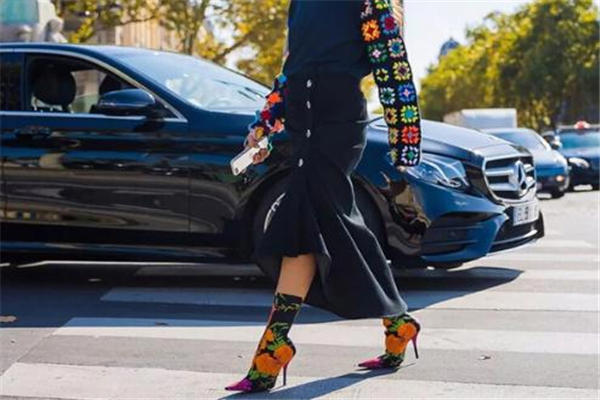 袜靴怎么清洗 用专用洗剂