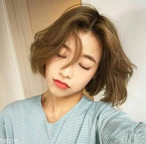 染发哪种颜色好看 染发哪种颜色显白