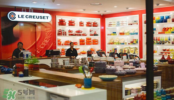 le creuset和staub哪个好_le creuset和staub的区别