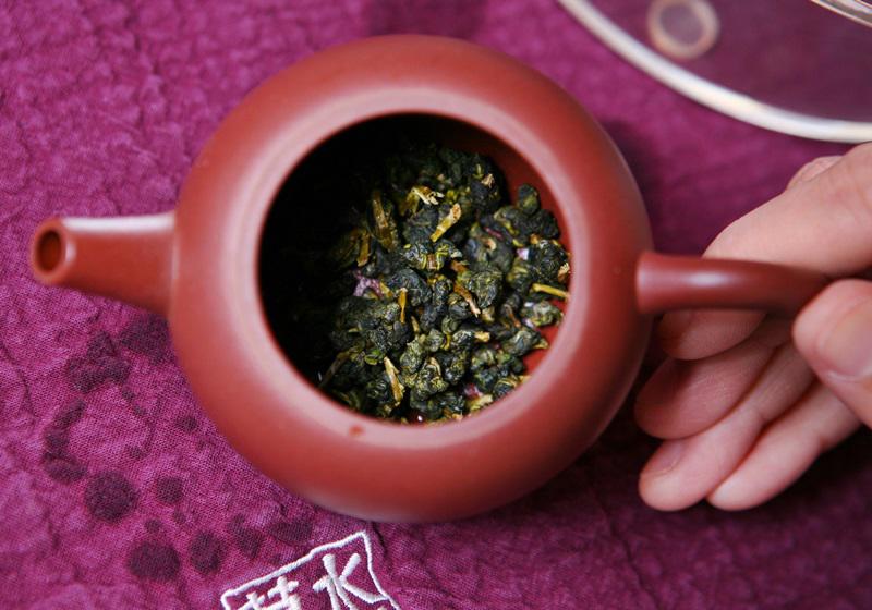 泡茶水温多少度合适 泡茶用多少度的水好