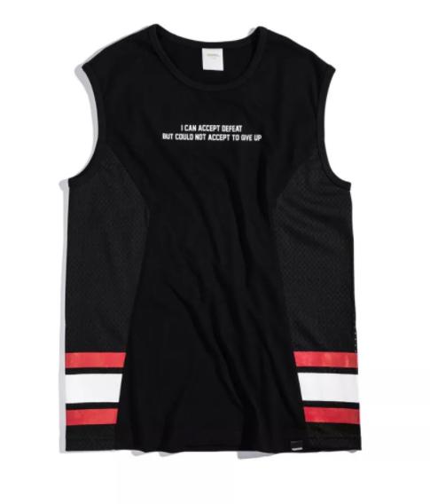 嘻哈风格服装怎么搭？如何穿出复古嘻哈风