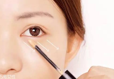 使用遮瑕膏有哪些误区 遮瑕膏选购小技巧