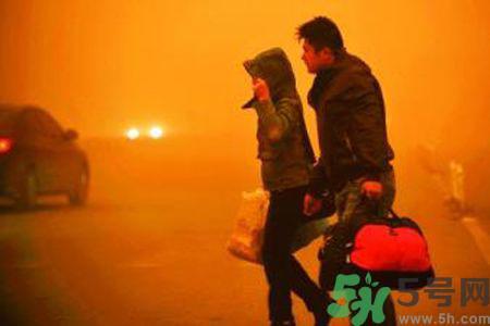 沙尘暴逼近北京到哪里了?遇到沙尘暴怎么办?
