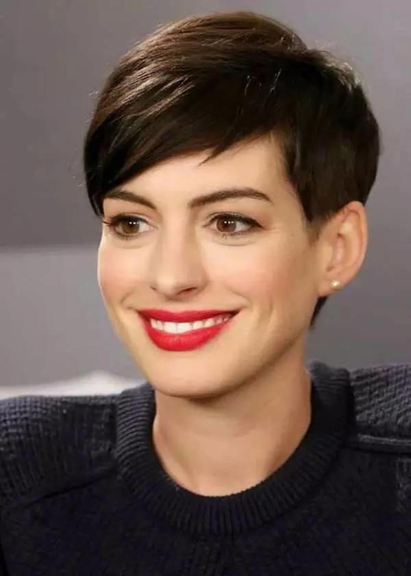 短发女明星发型图片 短发发型依然女神