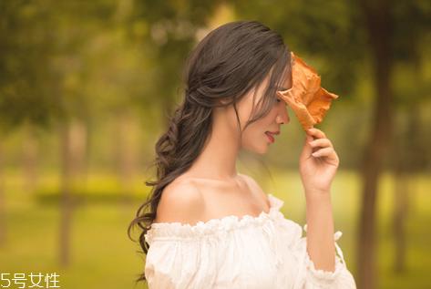 马尾鱼骨辫怎么自己编 马尾鱼骨辫5个简单步骤