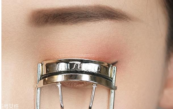 星空妆怎么化 星空妆容教程