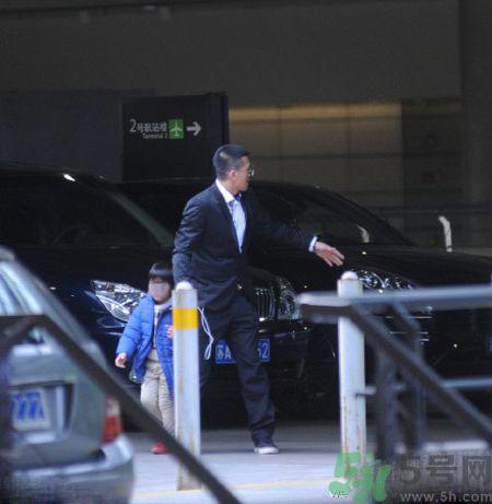 黄圣依和杨子离婚了吗？黄圣依和杨子什么关系？