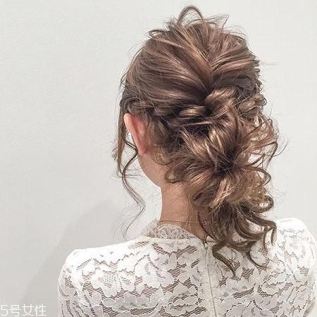 中长发怎么扎好看 中长发这样扎可爱又减龄