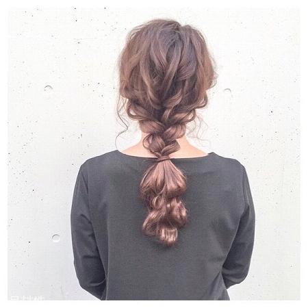 中长发怎么扎好看 中长发这样扎可爱又减龄