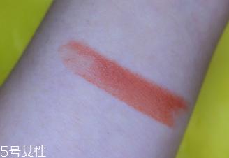 冬天护肤用霜还是乳？6款适合冬天用的护肤品推荐