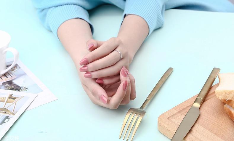 2022什么牌子的指甲油性价比高 好看还便宜的甲油