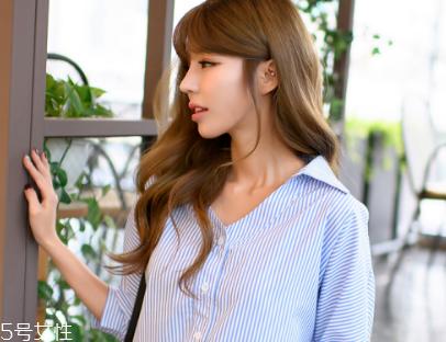 夏天女生职业装怎么穿 教你提升气场