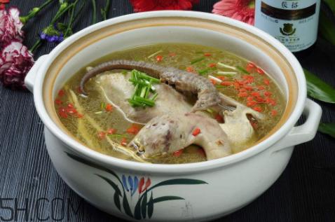 喝汤为啥比吃肉更容易长膘？吃肉比喝汤更有利于健康