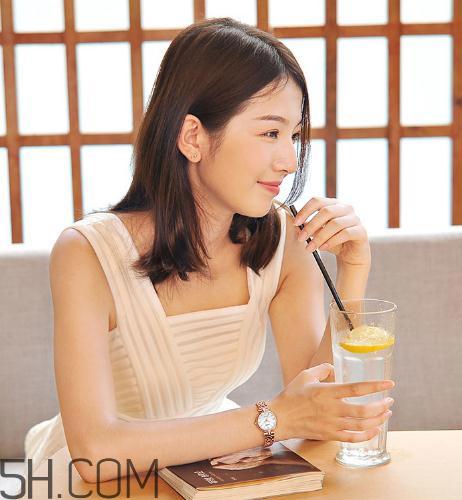 雷诺手表怎么样？雷诺手表属于什么档次？