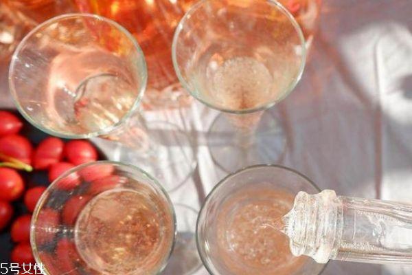 口感好的起泡酒推荐 超高颜值起泡酒推荐