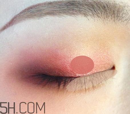 破碎娃娃妆怎么化？万圣节破碎娃娃妆画法教程