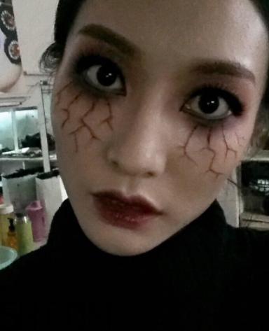 破碎娃娃妆怎么化？万圣节破碎娃娃妆画法教程