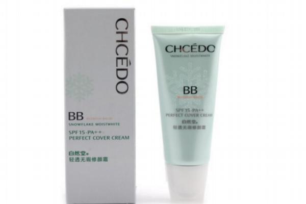 遮瑕霜哪个牌子好用 遮瑕霜的正确使用方法