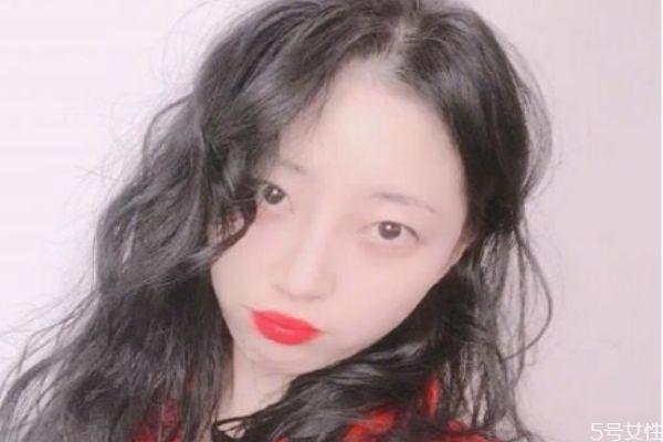 披肩头发女生烫发类型 韩式气垫烫教程