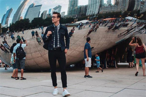 男生怎么穿搭更时髦 时尚男生穿搭技巧