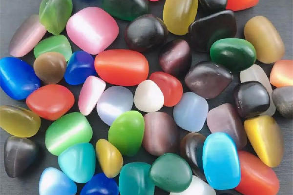 猫眼石不同颜色的寓意 猫眼石适合什么生肖带