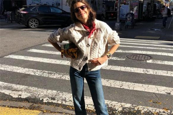 针织开衫如何搭配 开春必备单品