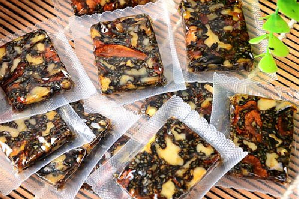 固元膏直接吃还是泡水 固元膏怎么吃效果最好