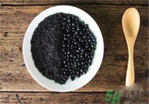 眼睛干涩吃什么好？眼睛疲劳吃什么好？