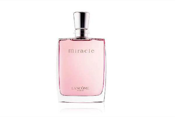 兰蔻香水可以留香多久 兰蔻香水怎么喷