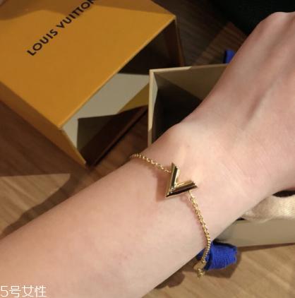 手链结尾扣怎么编？手链结尾打结方法