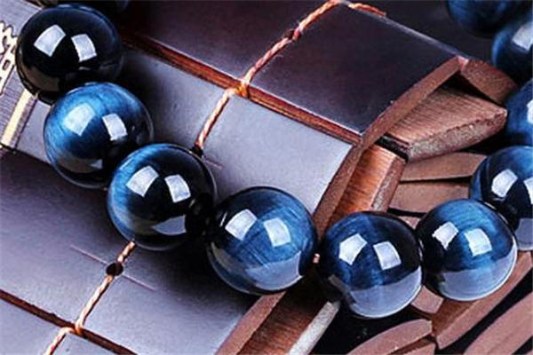 蓝虎眼石怎么消磁 御守盐净化法