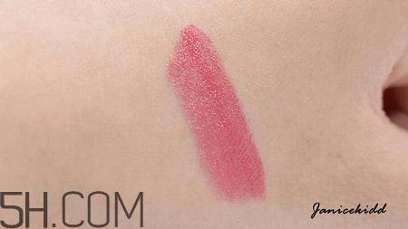 纪梵希新版禁忌之吻色号试色 纪梵希禁忌之吻16号好用吗