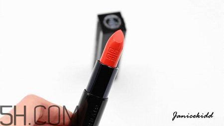 纪梵希新版禁忌之吻色号试色 纪梵希禁忌之吻16号好用吗