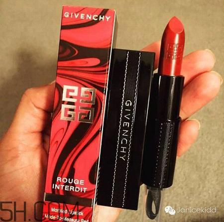 纪梵希新版禁忌之吻色号试色 纪梵希禁忌之吻16号好用吗