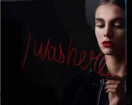 纪梵希新版禁忌之吻色号试色 纪梵希禁忌之吻16号好用吗