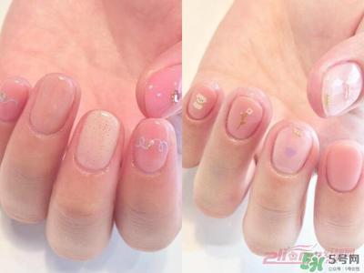 2017美甲图片最新款式_2017年流行的美甲图片