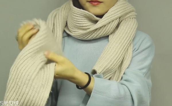 冬天围巾怎么围才好看 简单好看的围巾围法