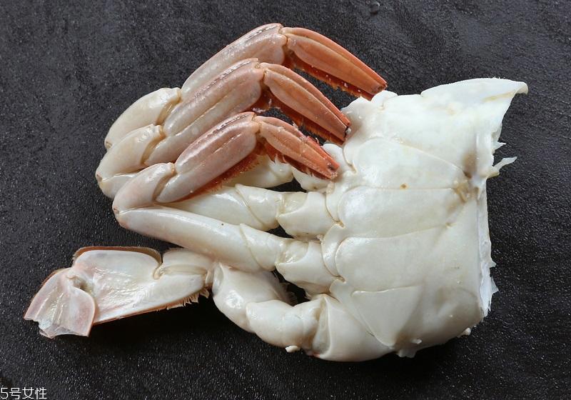 螃蟹怎么吃图解 优雅品尝螃蟹