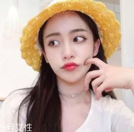 什么女孩适合不留刘海？圆脸妹子掀起刘海更适合你