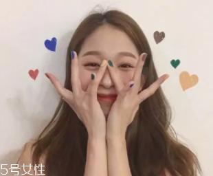 什么女孩适合不留刘海？圆脸妹子掀起刘海更适合你