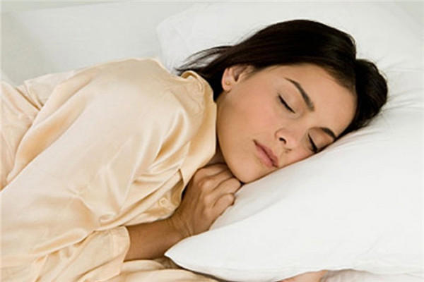 睡觉为什么越睡越累是怎么回事