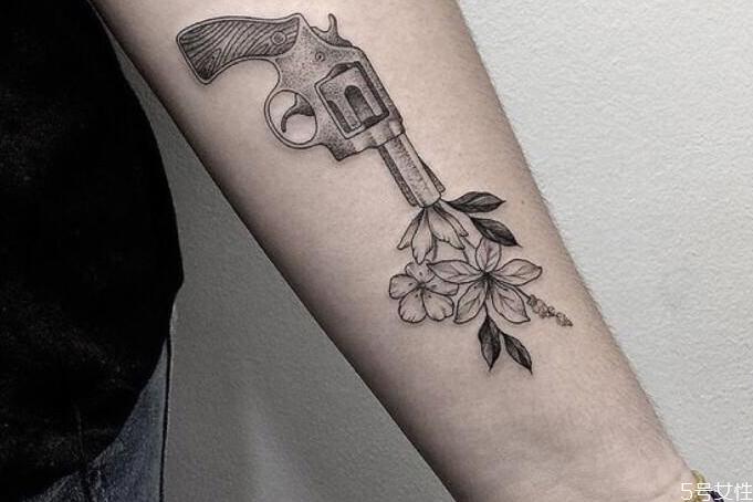 怎样让纹身贴更持久 纹身贴贴哪里好看